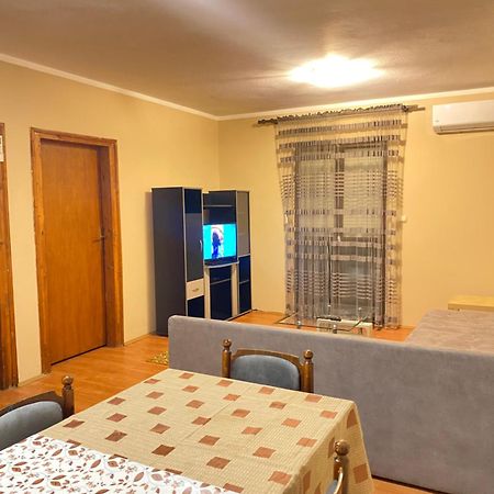 פודגוריצה Guest House Vukovic מראה חיצוני תמונה